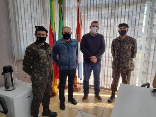 Junta Militar de Lagoa dos Três Cantos recebeu oficiais do exército